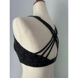 Black Sports Bra Cheetah Print Victoria's Secret Medium Workout Fitness Yoga